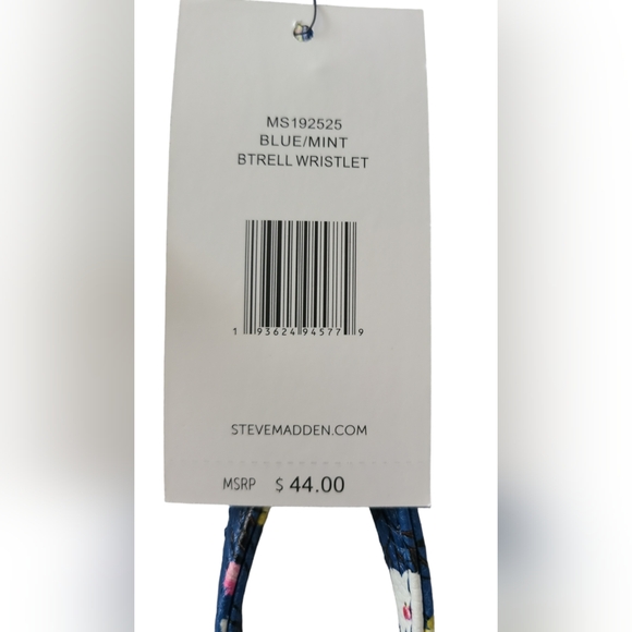 NWT STEVE MADDEN | BLUE/MINT| FLORAL PRINT |  BTRELL WRISTLET - Picture 4 of 16